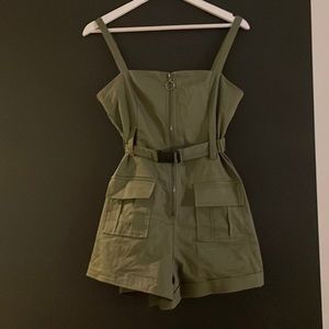 Olive short romper a little stretchy size M